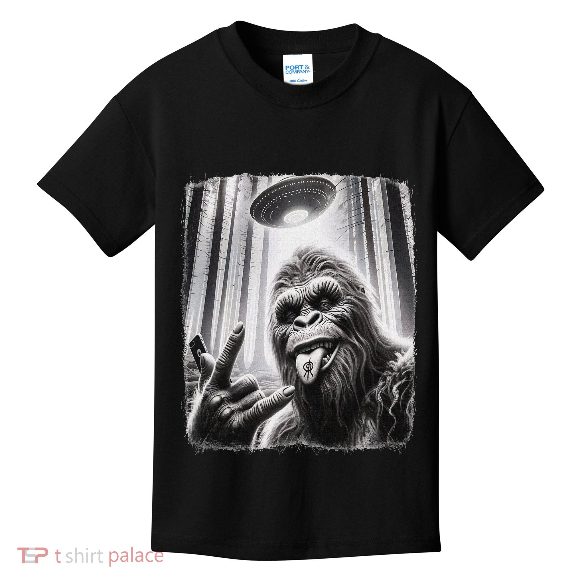 Sasquatch Selfie Big Foot Rock On Ufo Alien Kids T-Shirt