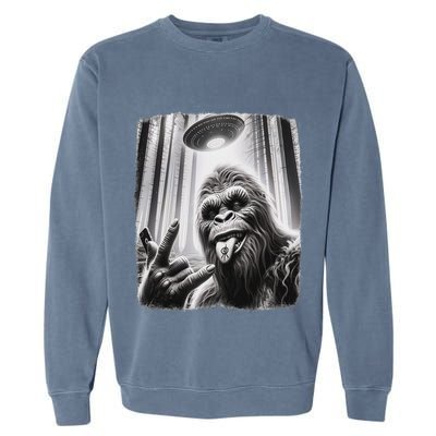 Sasquatch Selfie Big Foot Rock On Ufo Alien Garment-Dyed Sweatshirt