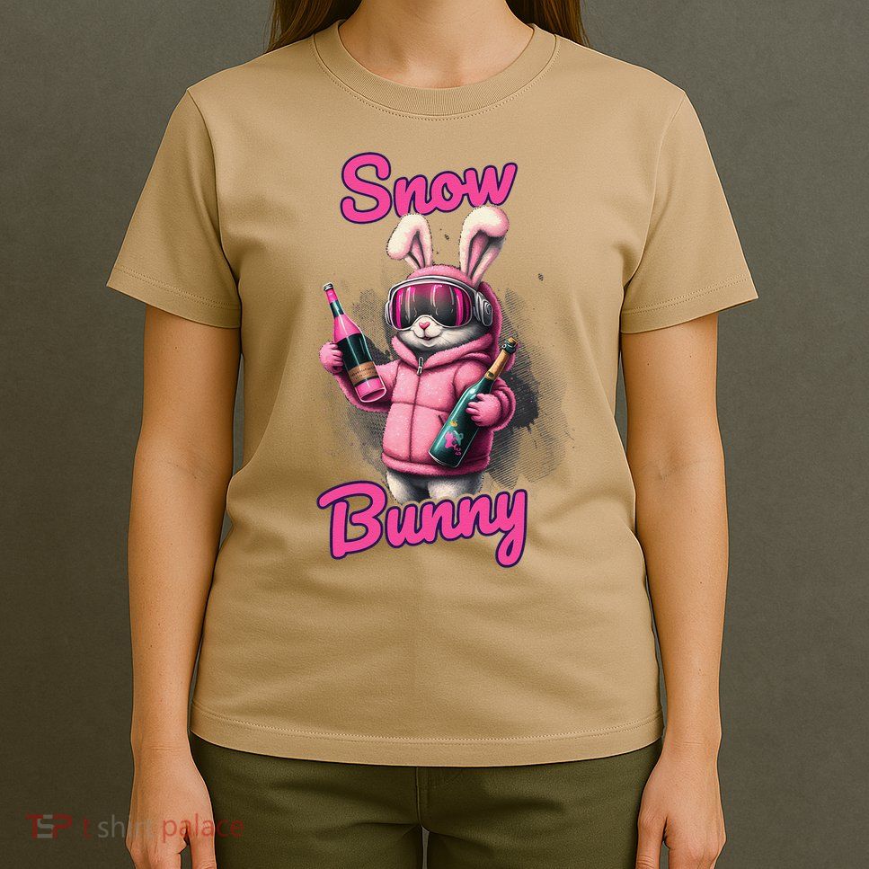Skiing Snow Bunny Apres-ski Gift T-Shirt