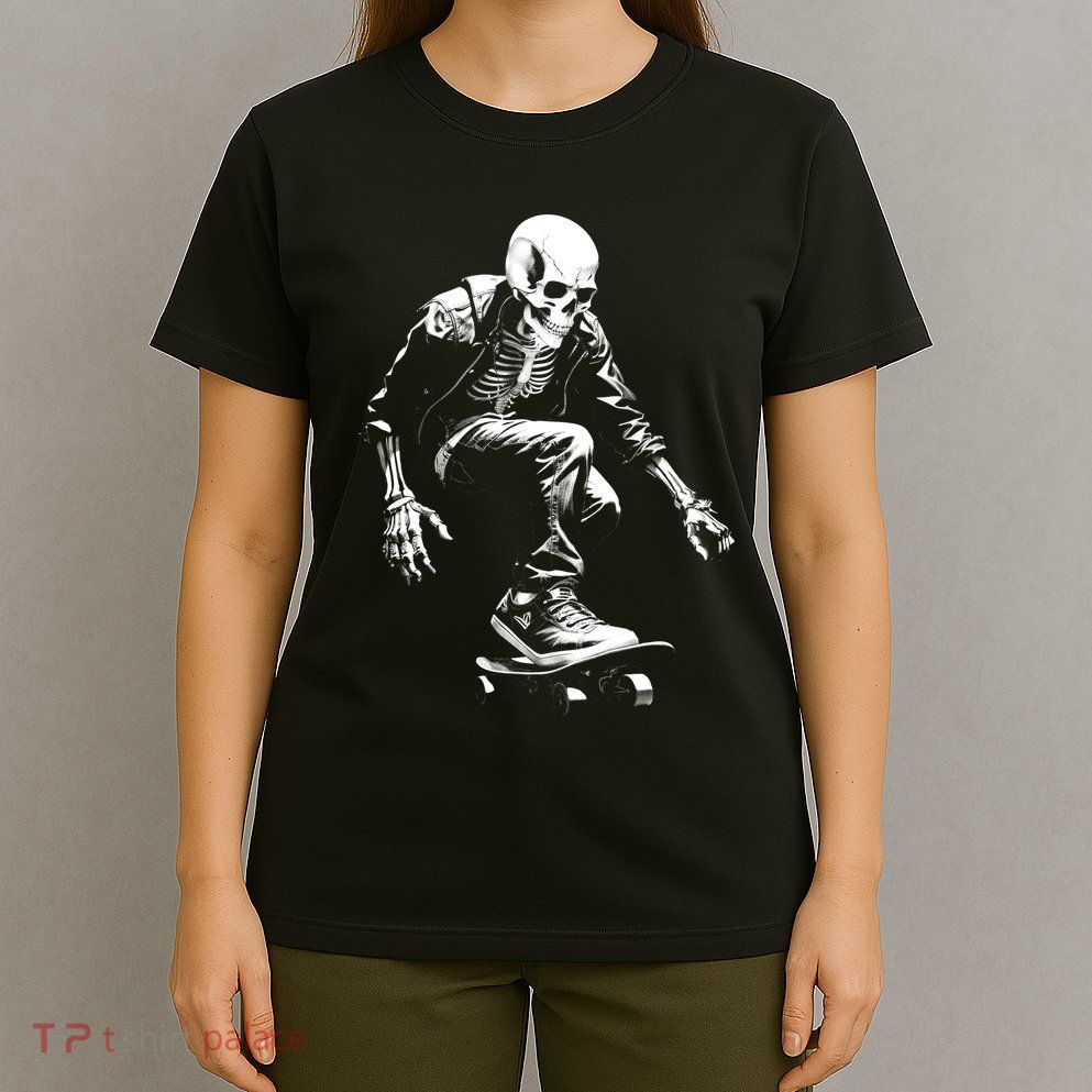 Skeleton Skateboarder Cool T-Shirt