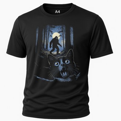 Surprised Scared Cat Selfie With Bigfo Ot Sasquatch Performance Shirt
