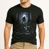 Surprised Scared Cat Selfie With Bigfo Ot Sasquatch Performance Shirt