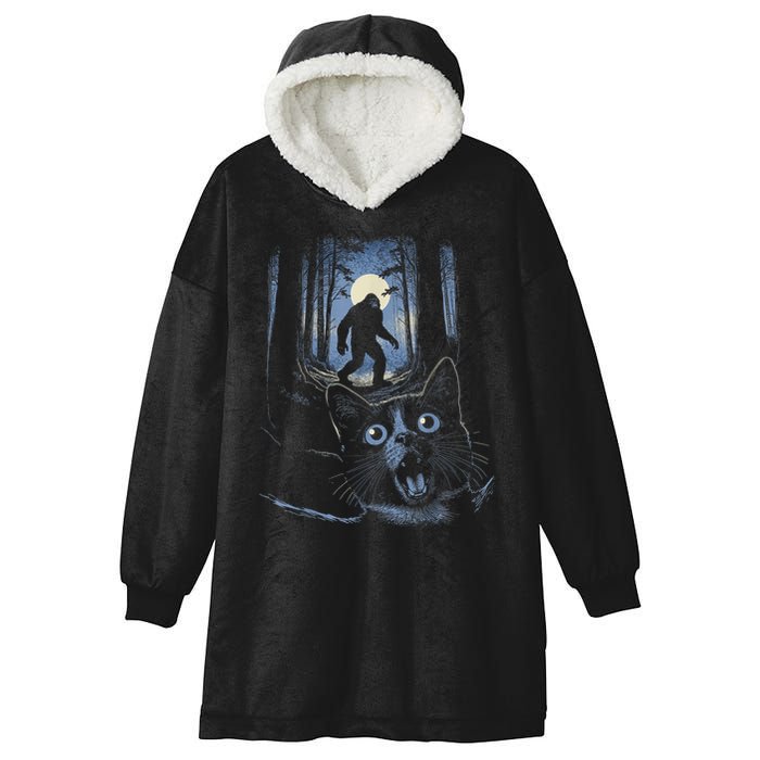 Surprised Scared Cat Selfie With Bigfo Ot Sasquatch Hooded Wearable Blanket
