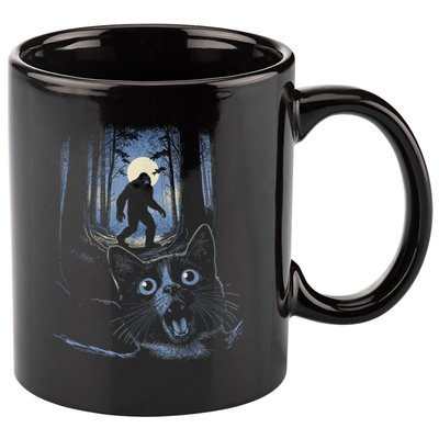 Surprised Scared Cat Selfie With Bigfo Ot Sasquatch 11oz C Handle Ceramic Mug