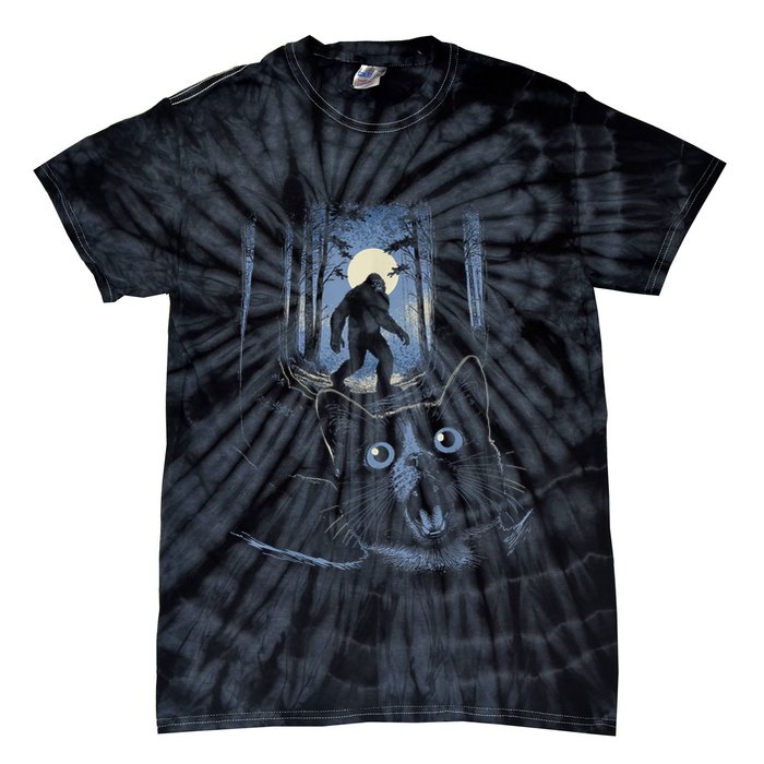 Surprised Scared Cat Selfie With Bigfo Ot Sasquatch Tie-Dye T-Shirt