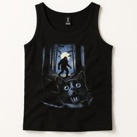 Surprised Scared Cat Selfie With Bigfo Ot Sasquatch Tank Top