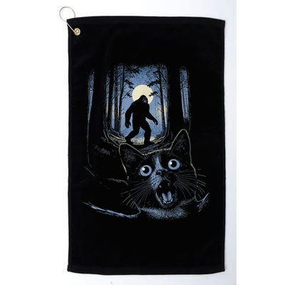 Surprised Scared Cat Selfie With Bigfo Ot Sasquatch Golf Towel