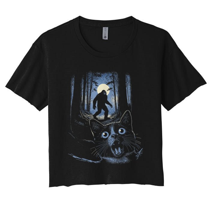 Surprised Scared Cat Selfie With Bigfo Ot Sasquatch Crop Top