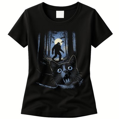 Surprised Scared Cat Selfie With Bigfo Ot Sasquatch Womens T-Shirt