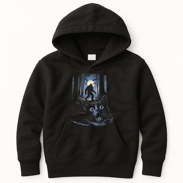 Surprised Scared Cat Selfie With Bigfo Ot Sasquatch Kids Hoodie