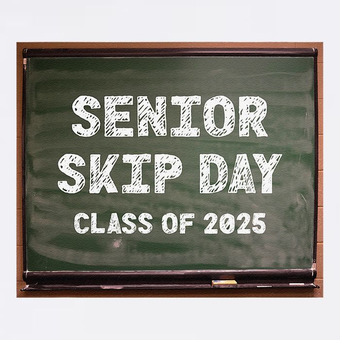 Senior Skip Day Class Of 2025 Funny High School 12th Grade Garment-Dyed Sweatshirt