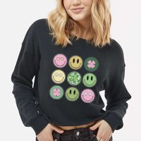 Shamrock Smile Face Disco Retro Groovy St Patricks Day Lucky Cropped Pullover Crew