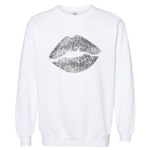 Sexy Silver Glitter Lips Kiss Me Love Makeup Lipstick Shirt Garment-Dyed Sweatshirt