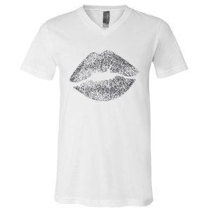 Sexy Silver Glitter Lips Kiss Me Love Makeup Lipstick Shirt V-Neck T-Shirt