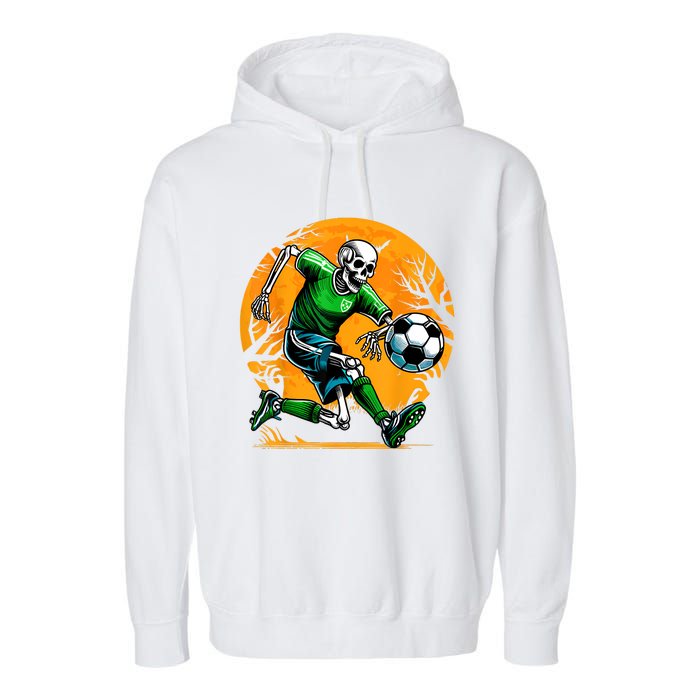 Soccer Skeleton Halloween Football Spooky Boy Soccer Player Garment-Dyed Fleece Hoodie