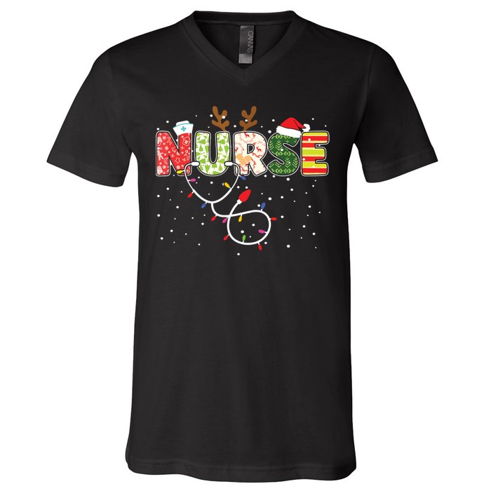 Stethoscope Santa Hat Reindeer Xmas Christmas Nurse V-Neck T-Shirt