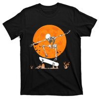 Skateboarding Skeleton Halloween Skating Skeleton T-Shirt