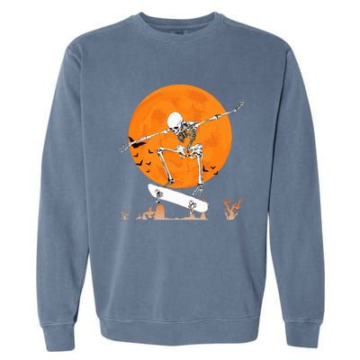 Skateboarding Skeleton Halloween Skating Skeleton Garment-Dyed Sweatshirt