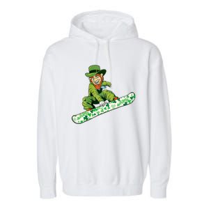 St Saint Patrick's Day Snowboard Leprechaun Snowboarding Great Gift Garment-Dyed Fleece Hoodie