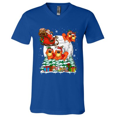 Santa Sleigh Reindeer Pekingeses Xmas Dogs Owner Lover Gift V-Neck T-Shirt