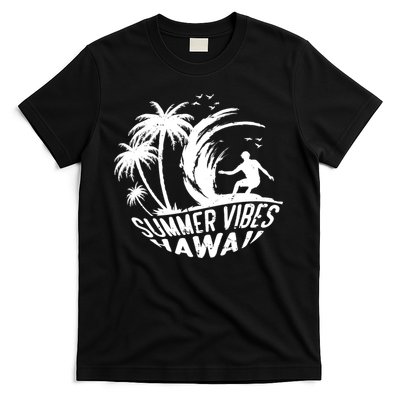 Surfing Summer Vibes Hawaii Surfing Vintage Gift T-Shirt