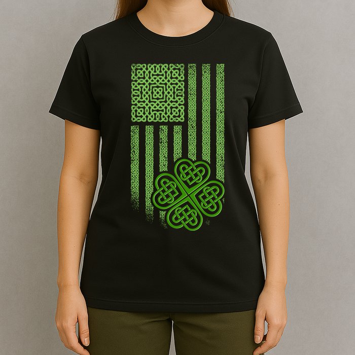 St Patrick's Day Celtic Shamrock US American Flag T-Shirt