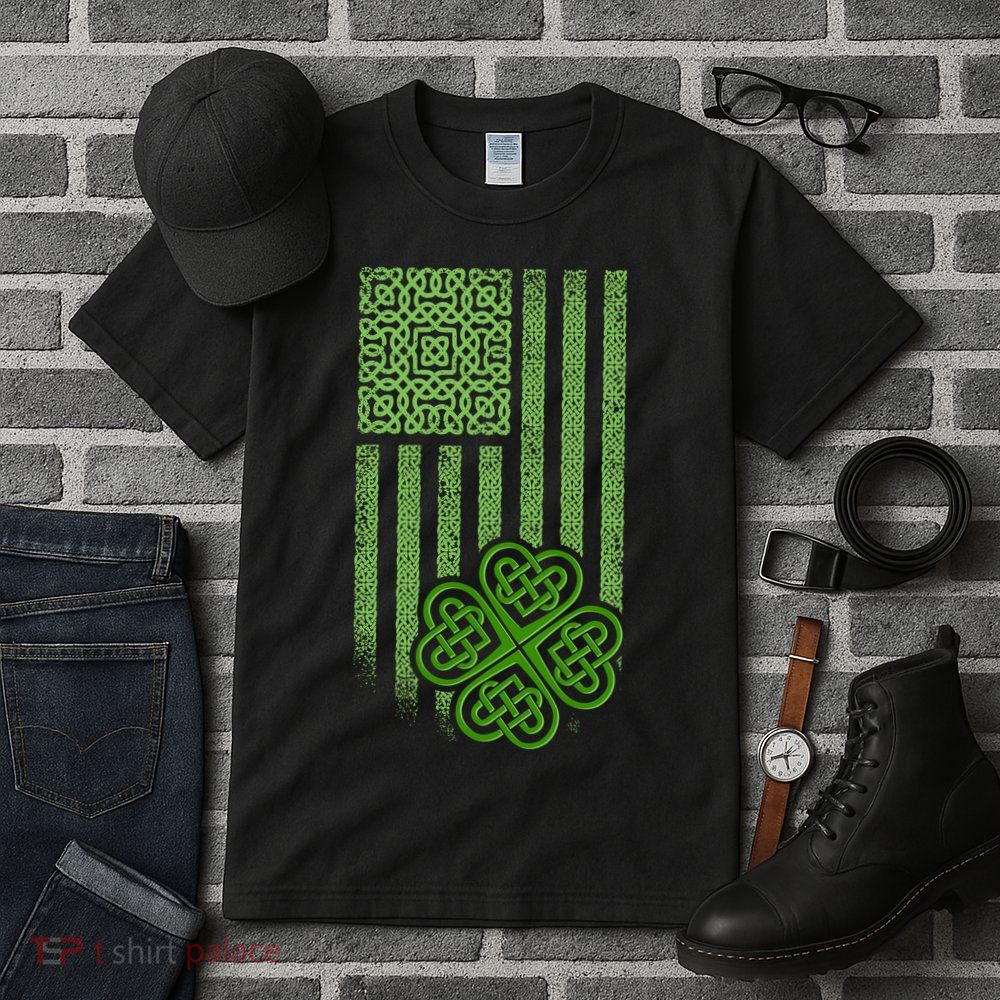 St Patrick's Day Celtic Shamrock US American Flag Tall T-Shirt
