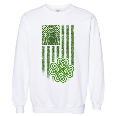 St Patrick's Day Celtic Shamrock US American Flag Garment-Dyed Sweatshirt