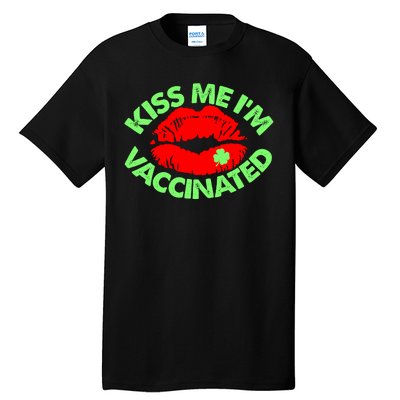 St Patrick's Day Kiss Me I'm Vaccinated Lipstick Shamrock Tall T-Shirt