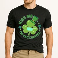 St Patrick's Day Kiss Me I'm Vaccinated Shamrock Cooling Performance Crew T-Shirt
