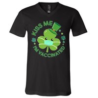 St Patrick's Day Kiss Me I'm Vaccinated Shamrock V-Neck T-Shirt