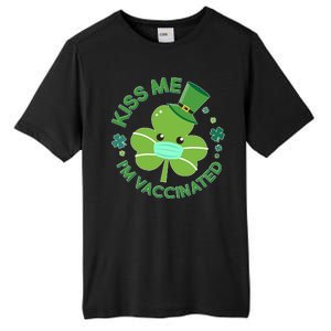 St Patrick's Day Kiss Me I'm Vaccinated Shamrock Tall Fusion ChromaSoft Performance T-Shirt