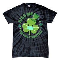 St Patrick's Day Kiss Me I'm Vaccinated Shamrock Tie-Dye T-Shirt