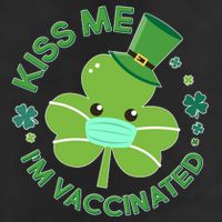 St Patrick's Day Kiss Me I'm Vaccinated Shamrock Golf Towel