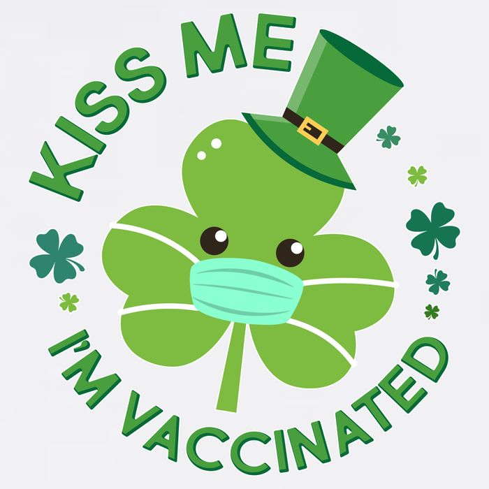 St Patrick's Day Kiss Me I'm Vaccinated Shamrock Garment-Dyed Sweatshirt