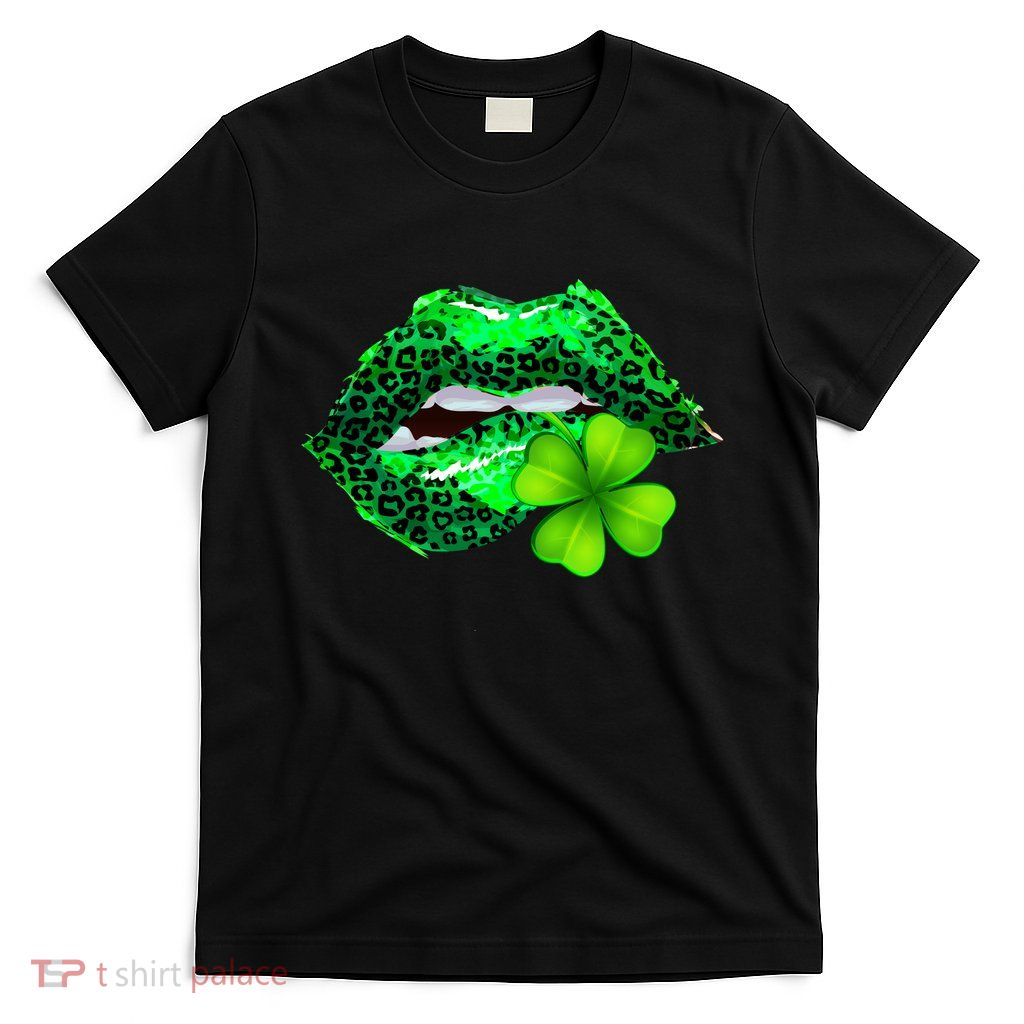 St Patrick's Day Leopard Print Lipstick Shamrock T-Shirt