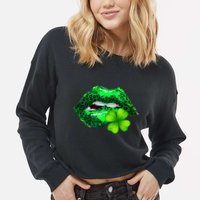 St Patrick's Day Leopard Print Lipstick Shamrock Cropped Pullover Crew