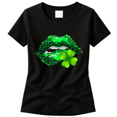 St Patrick's Day Leopard Print Lipstick Shamrock Womens T-Shirt