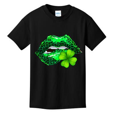 St Patrick's Day Leopard Print Lipstick Shamrock Kids T-Shirt