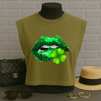 St Patrick's Day Leopard Print Lipstick Shamrock Garment-Dyed Women's Muscle Tee