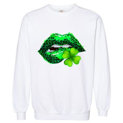 St Patrick's Day Leopard Print Lipstick Shamrock Garment-Dyed Sweatshirt