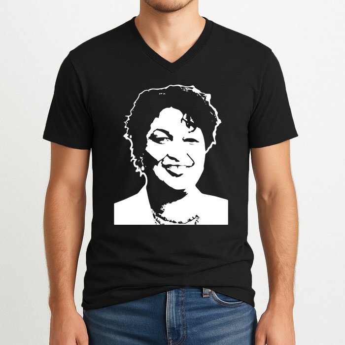 Stacey Abrams Portrait V-Neck T-Shirt