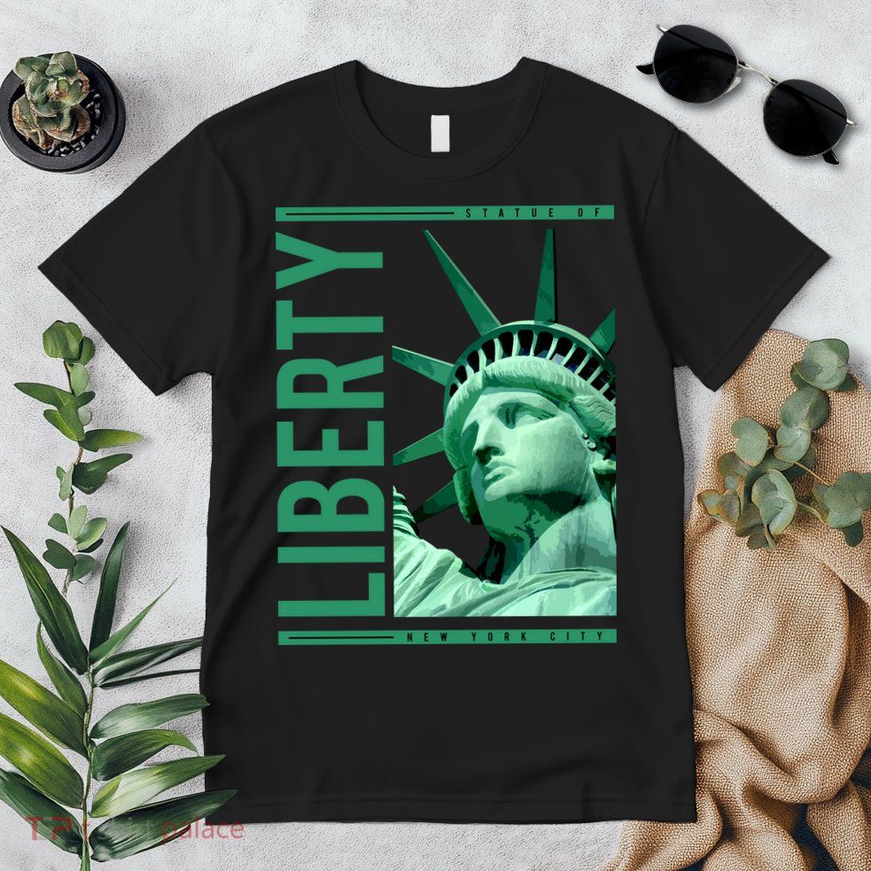 Statue of Liberty Premium T-Shirt