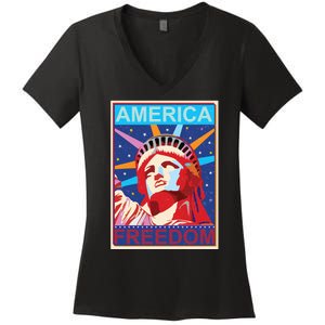 Statue of Liberty America Freedom Retro Vote Poster Women's V-Neck T-Shirt