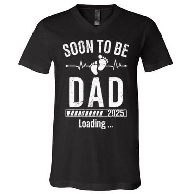 Soon To Be Dad Est 2025 New Dad To Be 2025 First Time Dad V-Neck T-Shirt