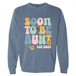 Soon To Be Aunt Est 2024 New Aunt Pregnancy Announcement Garment-Dyed Sweatshirt