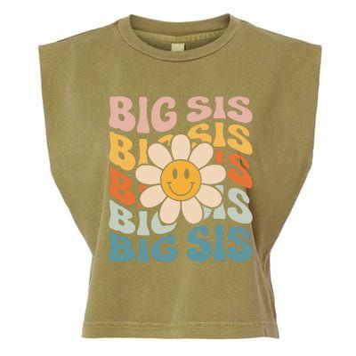 Soon To Be New Big Sister Retro Proud Big Sis Garment-Dyed Women's Muscle Tee