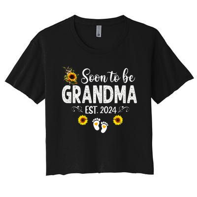 Soon to be Grandma 2024 Mother's Day For New Grandma Women's Crop Top Tee