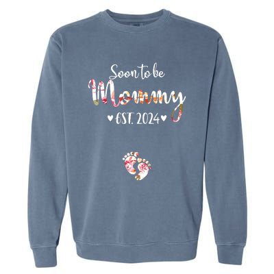 Soon To Be Mommy Est 2024 For Mom Pregnancy Announcement Garment-Dyed Sweatshirt