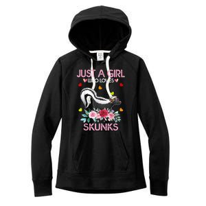 Skunk Tees For Women Grils Gift Just A Girl Who Loves Skunks Women's Fleece Hoodie